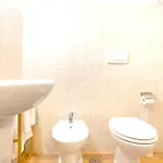아파트 Charming In Bari's Centre - 50 M² - Parking *