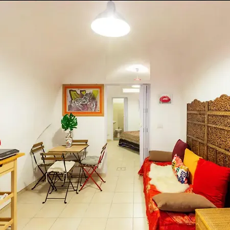 Charming In Bari's Centre - 50 M² - Parking * Bari