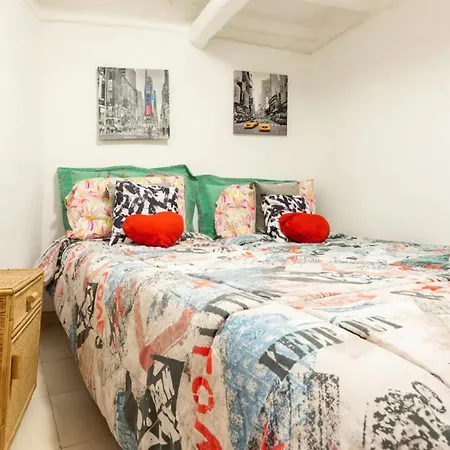 Charming In Bari's Centre - 50 M² - Parking * Bari