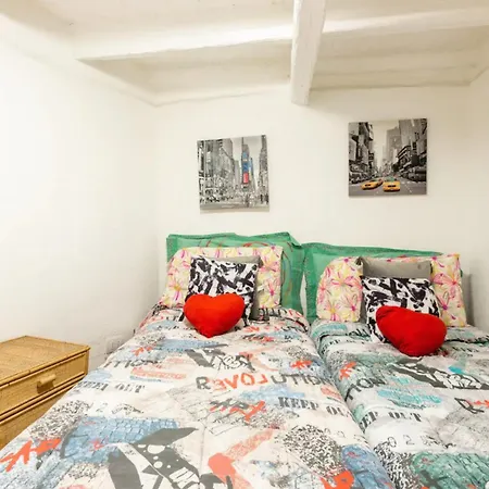 Charming In Bari's Centre - 50 M² - Parking Bari
